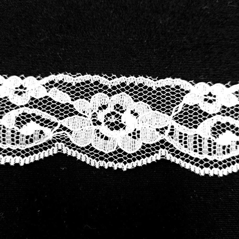 Vintage Floral Lace Trim White 10ft Long 1.5 Inch Wide 1990s Sewing Notion